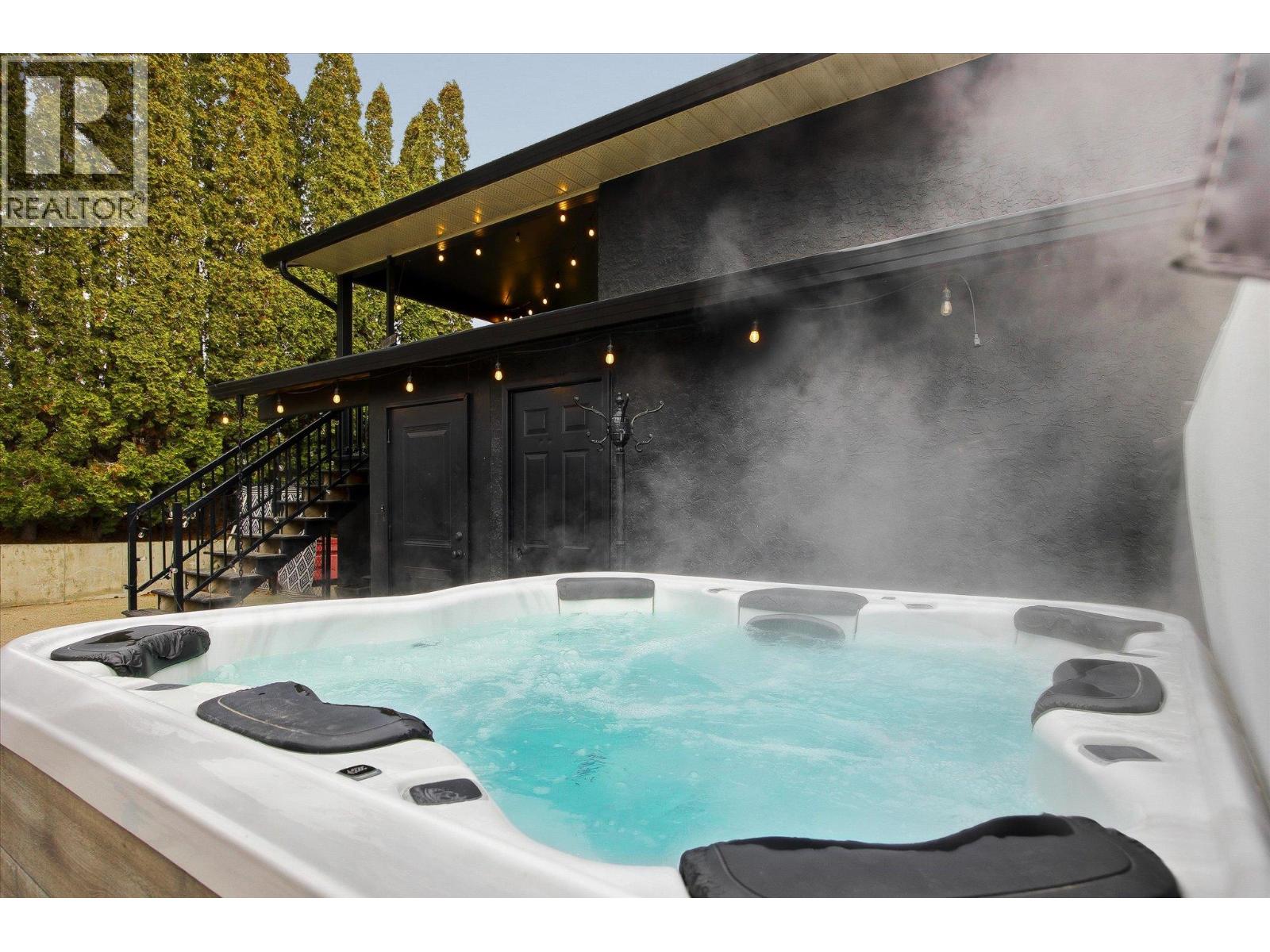 1492 Forest Avenue, Kelowna, British Columbia  V1P 1E7 - Photo 37 - 10376383