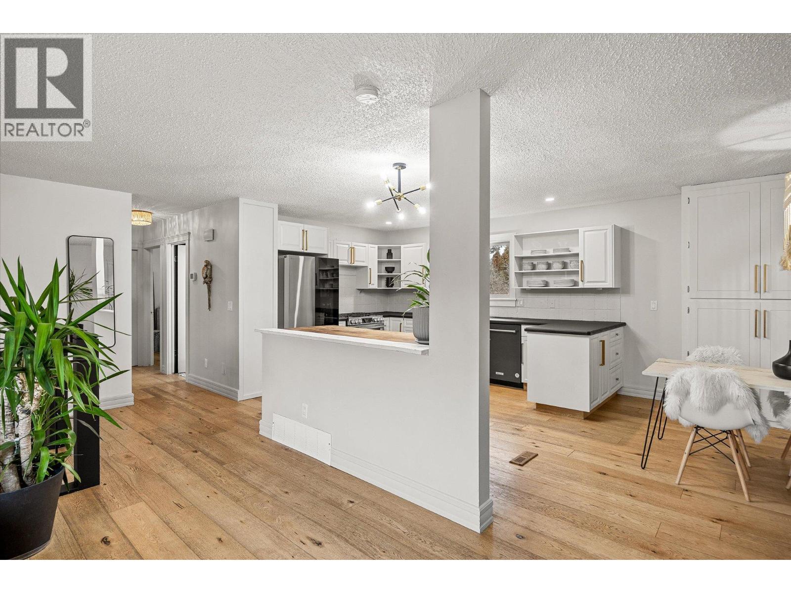 1492 Forest Avenue, Kelowna, British Columbia  V1P 1E7 - Photo 7 - 10376383