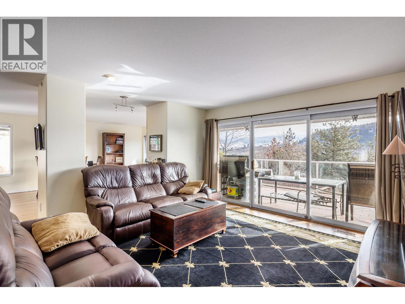 452 Glen Pine Court Unit# 19, Kelowna, British Columbia  V1V 1W7 - Photo 3 - 10376302
