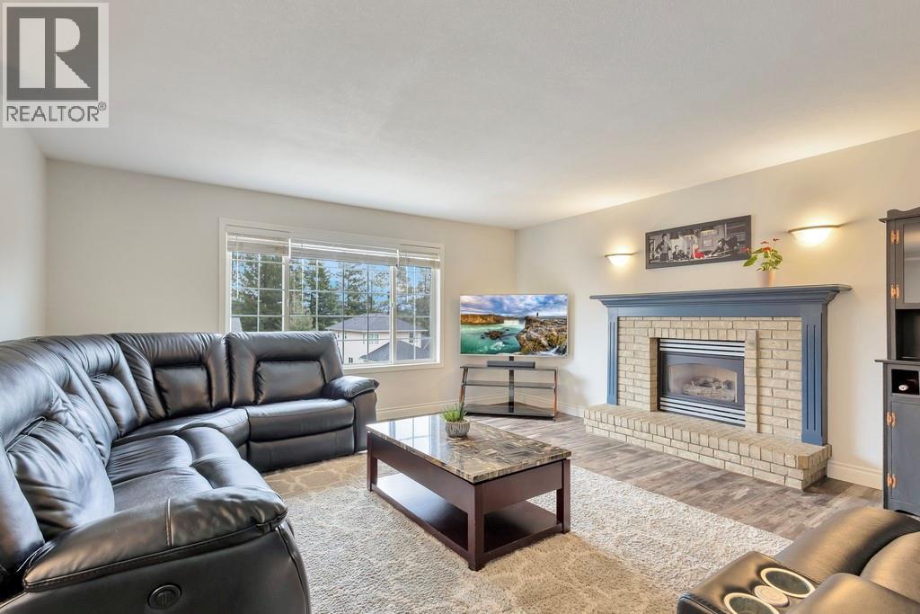 2133 Shannon Woods Way, West Kelowna, British Columbia  V4T 2R5 - Photo 4 - 10373746