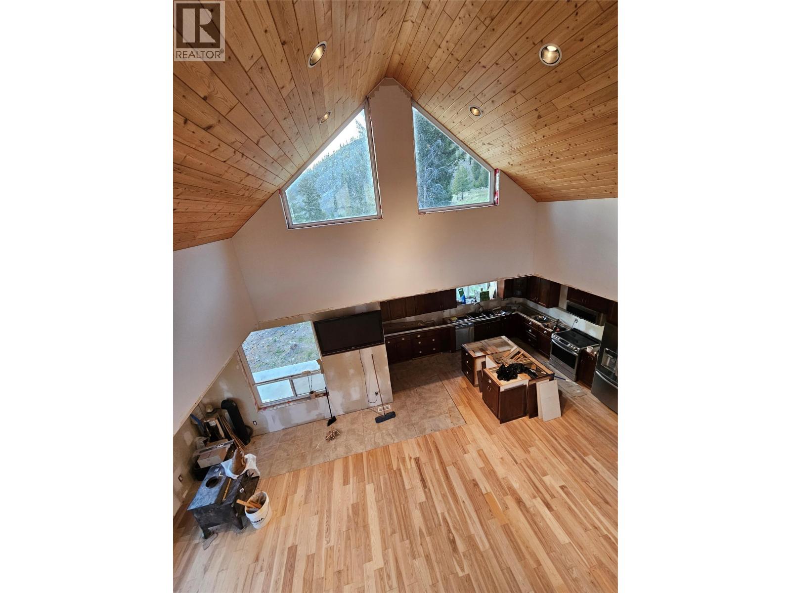 1600 Loon Lake Road, Cache Creek, British Columbia  V0K 1H0 - Photo 4 - 10376494