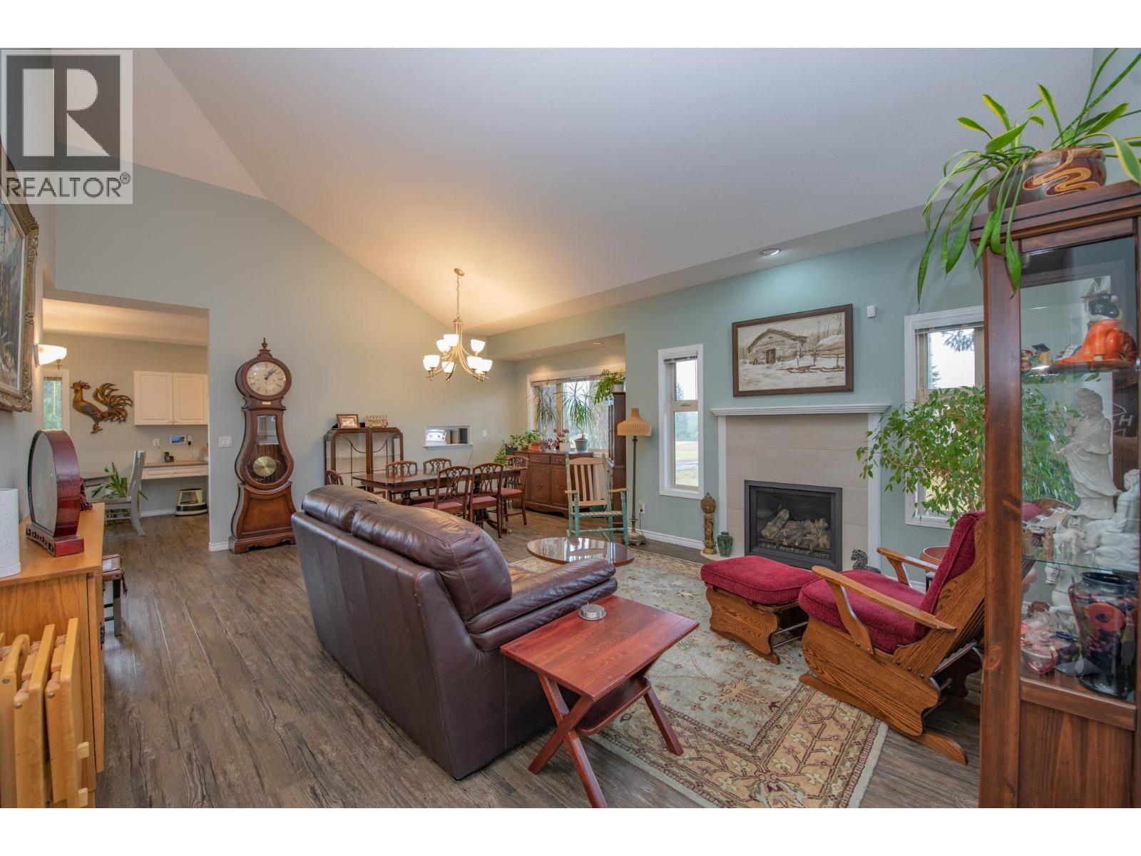 2550 Golf Course Drive Unit# 6, Blind Bay, British Columbia  V0E 1H1 - Photo 10 - 10374228