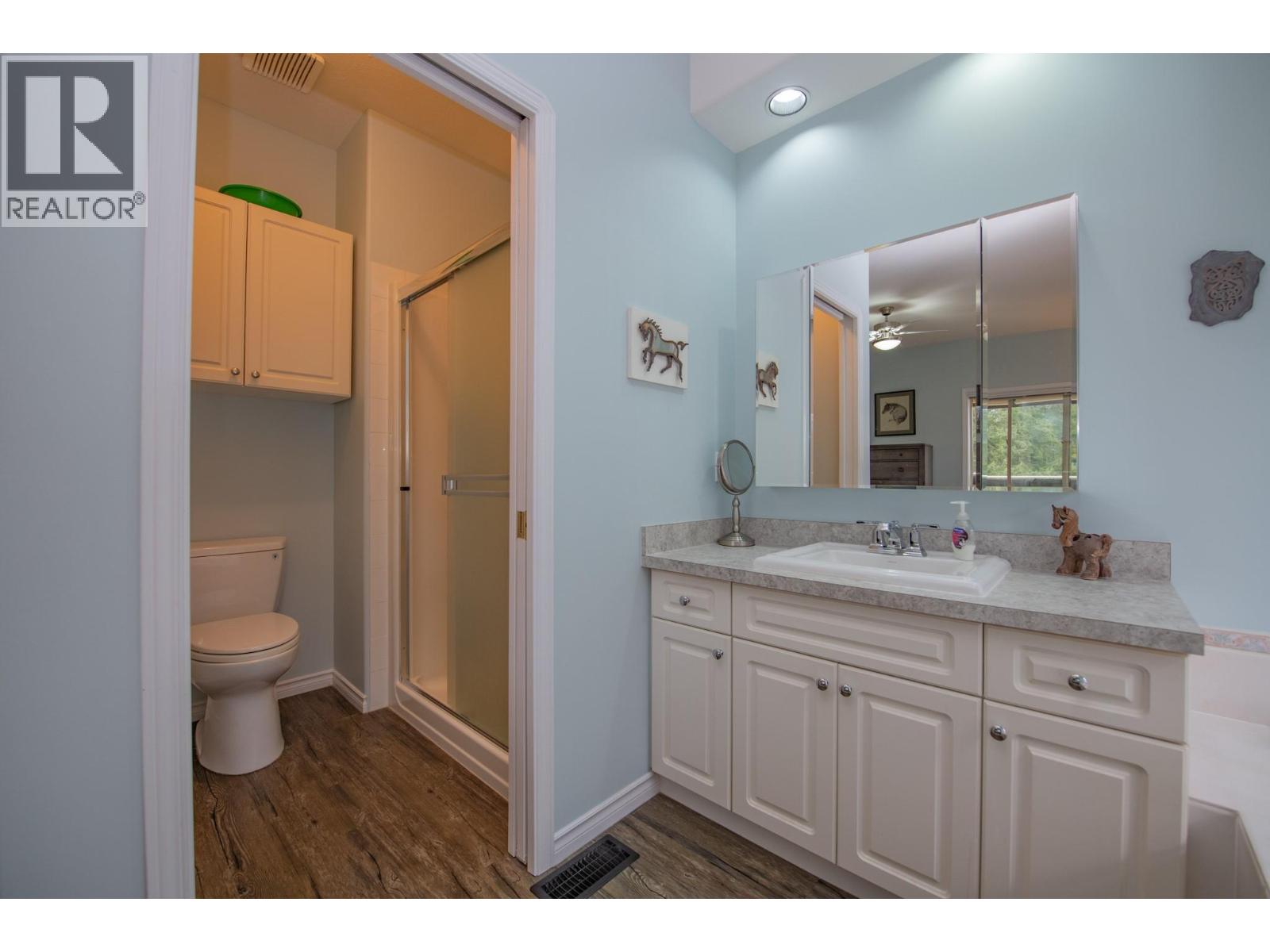 2550 Golf Course Drive Unit# 6, Blind Bay, British Columbia  V0E 1H1 - Photo 29 - 10374228