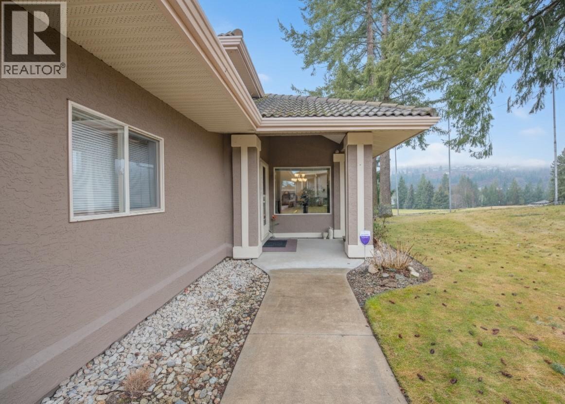 2550 Golf Course Drive Unit# 6, Blind Bay, British Columbia  V0E 1H1 - Photo 3 - 10374228