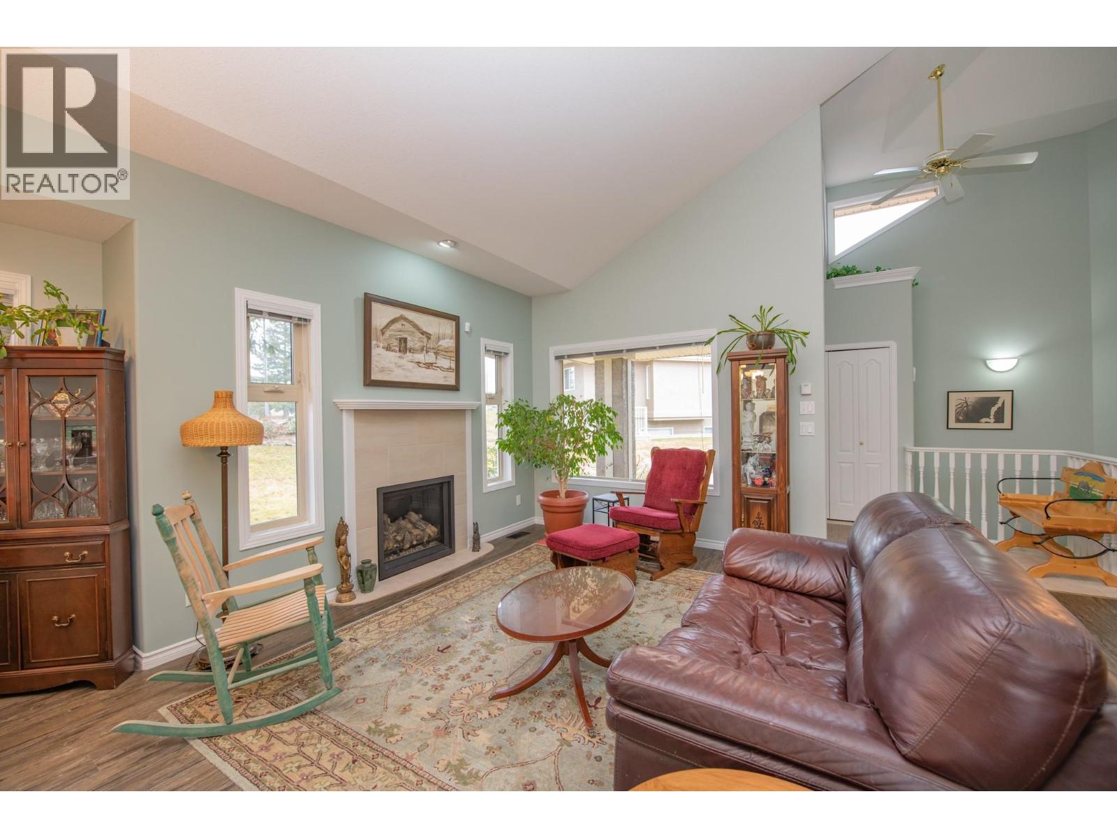 2550 Golf Course Drive Unit# 6, Blind Bay, British Columbia  V0E 1H1 - Photo 9 - 10374228