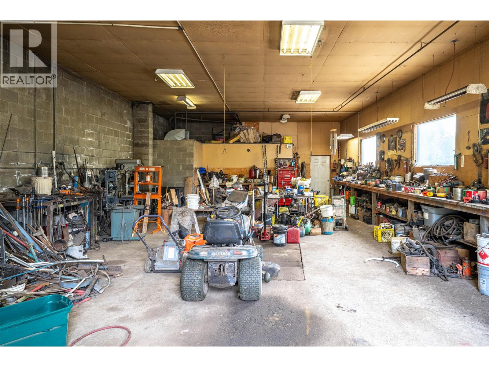 5541 Dixon Dam Road, Vernon, British Columbia  V1B 3J7 - Photo 21 - 10376453