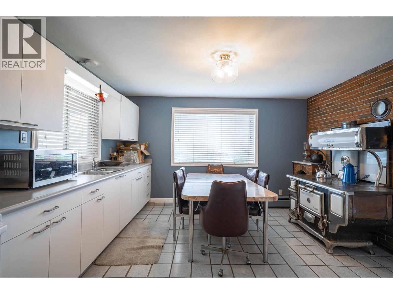 5541 Dixon Dam Road, Vernon, British Columbia  V1B 3J7 - Photo 45 - 10376453