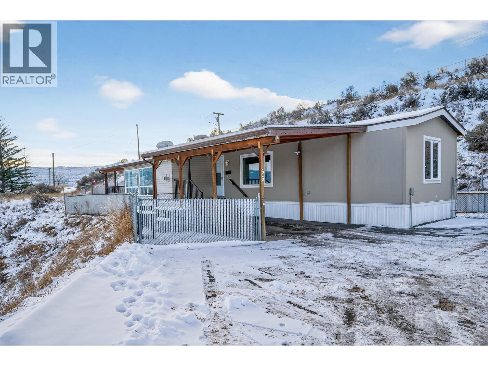1680 Westsyde Road Unit# 35, Kamloops, British Columbia  V2B 7B6 - Photo 1 - 10376514