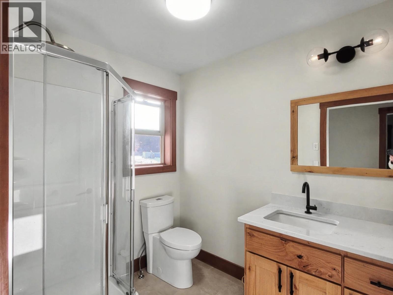 8170 Plotnikoff Road, Grand Forks, British Columbia  V0H 1H2 - Photo 34 - 10376518