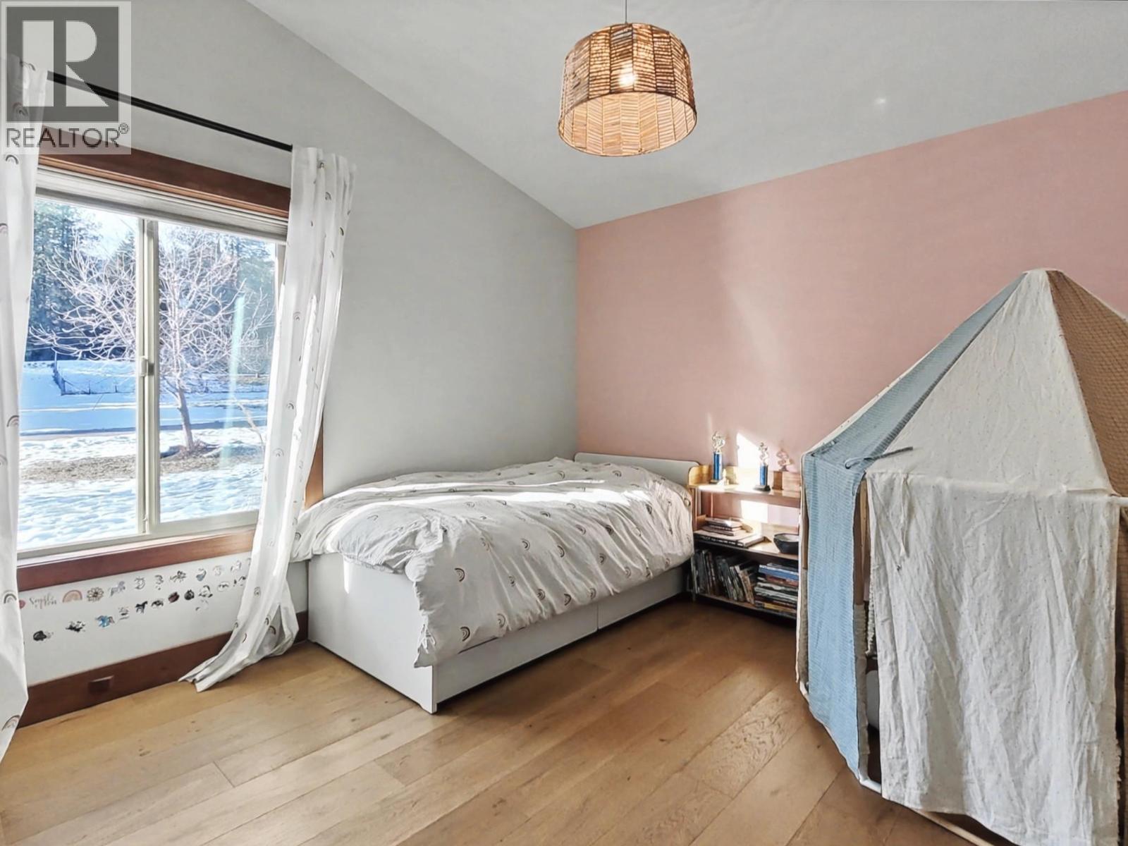 8170 Plotnikoff Road, Grand Forks, British Columbia  V0H 1H2 - Photo 35 - 10376518