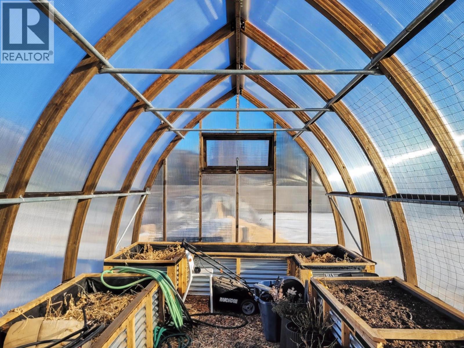 8170 Plotnikoff Road, Grand Forks, British Columbia  V0H 1H2 - Photo 38 - 10376518