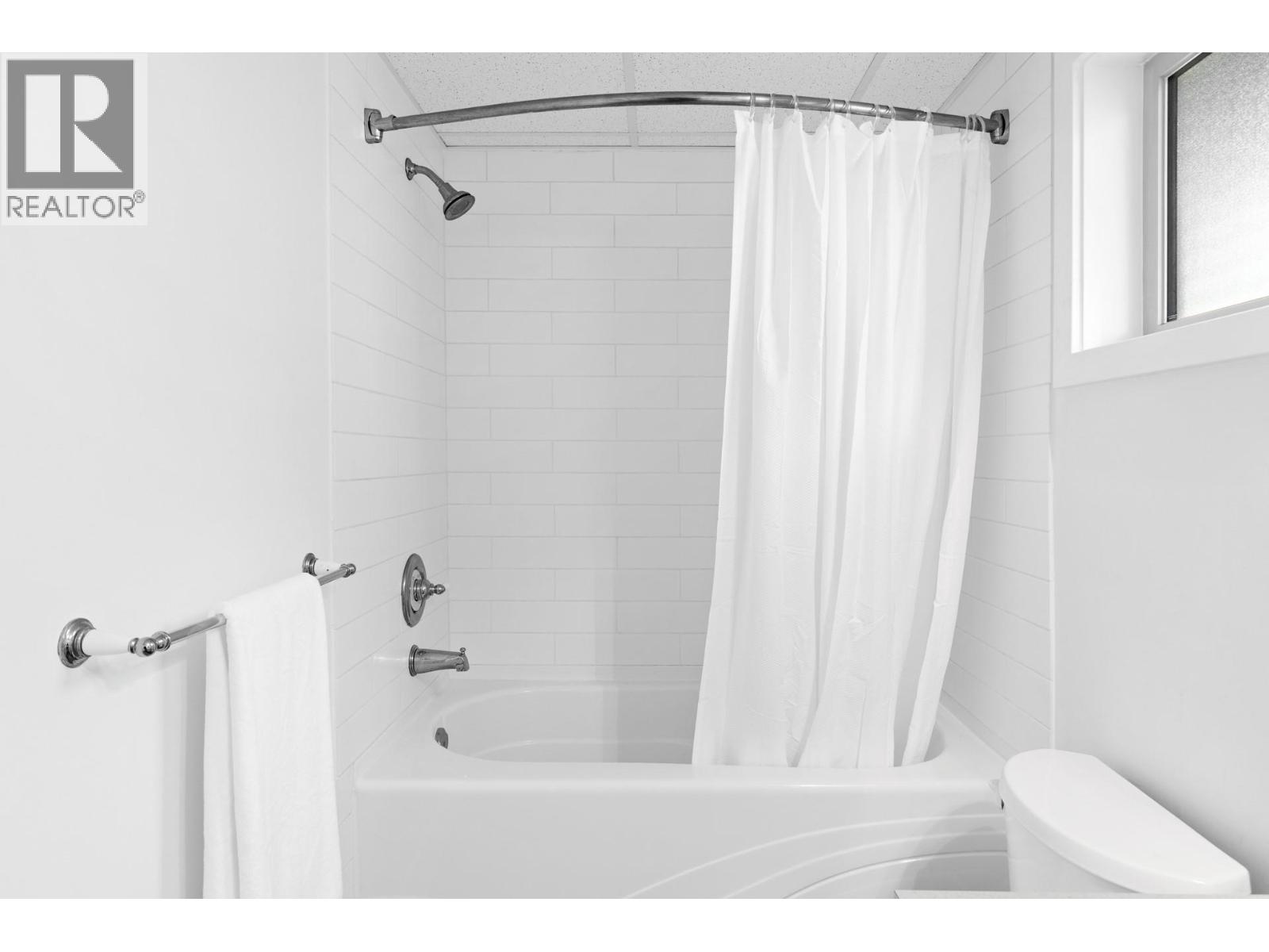 4042 Pritchard Drive N Unit# 2204, West Kelowna, British Columbia  V4T 3E4 - Photo 41 - 10376507