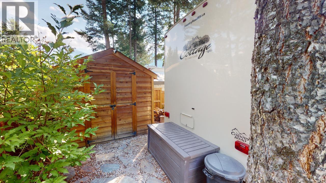 4868 Riverview Drive Unit# 55, Edgewater, British Columbia  V0A 1E0 - Photo 17 - 10376471