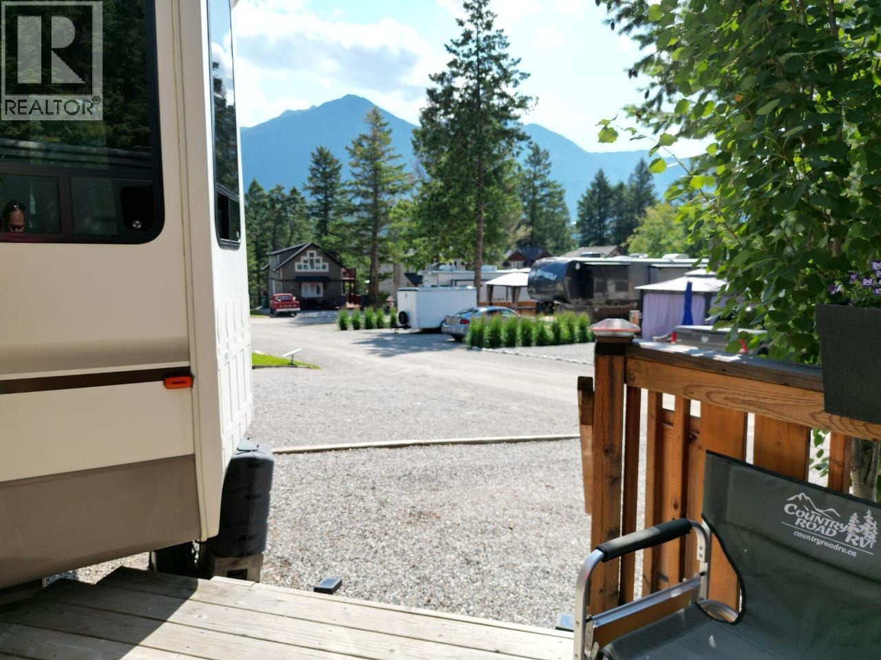 4868 Riverview Drive Unit# 55, Edgewater, British Columbia  V0A 1E0 - Photo 7 - 10376471