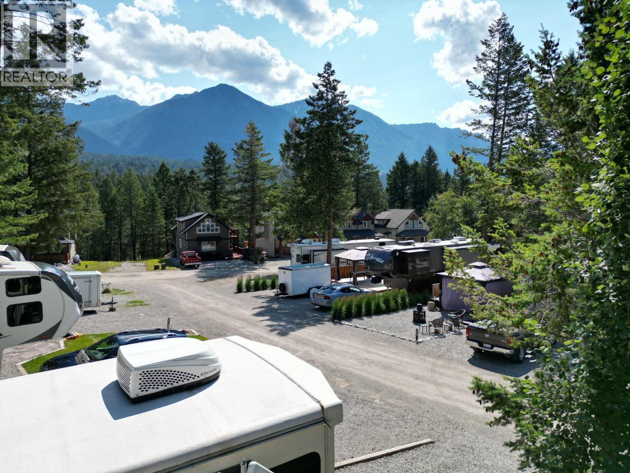 4868 Riverview Drive Unit# 55, Edgewater, British Columbia  V0A 1E0 - Photo 8 - 10376471