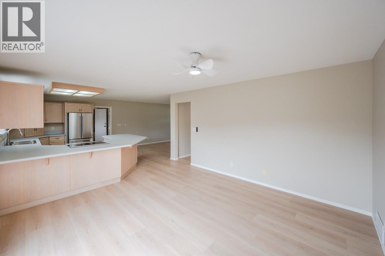 5629 Sawmill Road, Oliver, British Columbia  V0H 1T9 - Photo 10 - 10376346