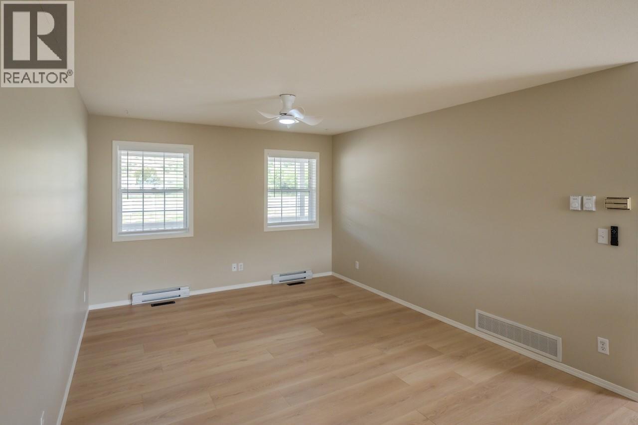 5629 Sawmill Road, Oliver, British Columbia  V0H 1T9 - Photo 13 - 10376346