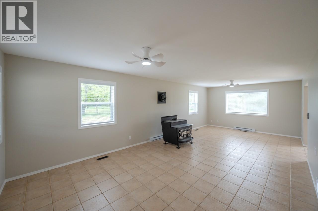 5629 Sawmill Road, Oliver, British Columbia  V0H 1T9 - Photo 21 - 10376346