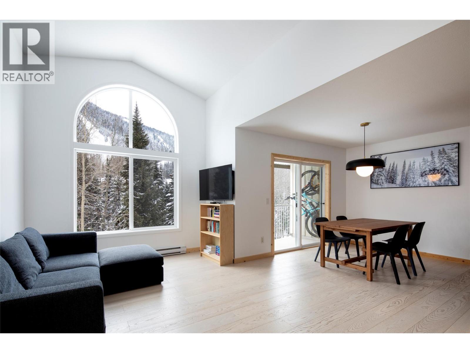 1380 Burfield Drive, Sun Peaks, British Columbia  V0E 5N0 - Photo 10 - 10376245