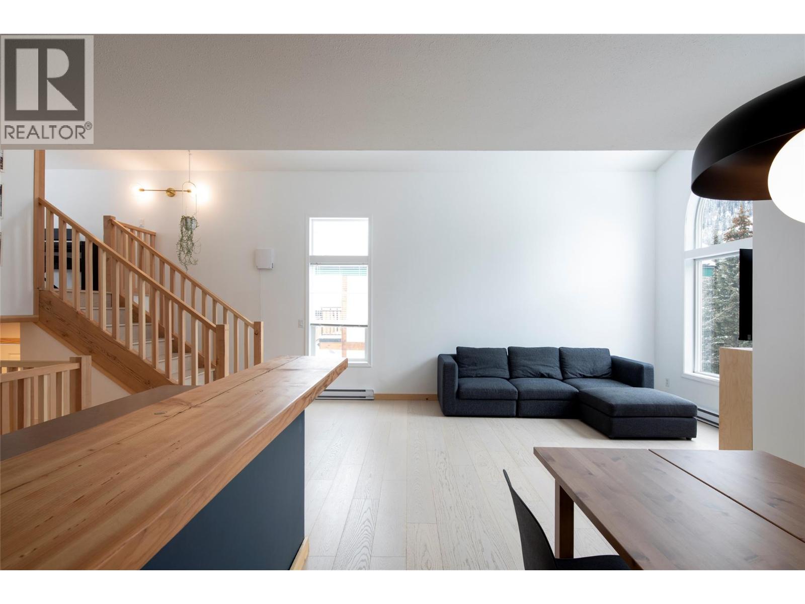 1380 Burfield Drive, Sun Peaks, British Columbia  V0E 5N0 - Photo 9 - 10376245