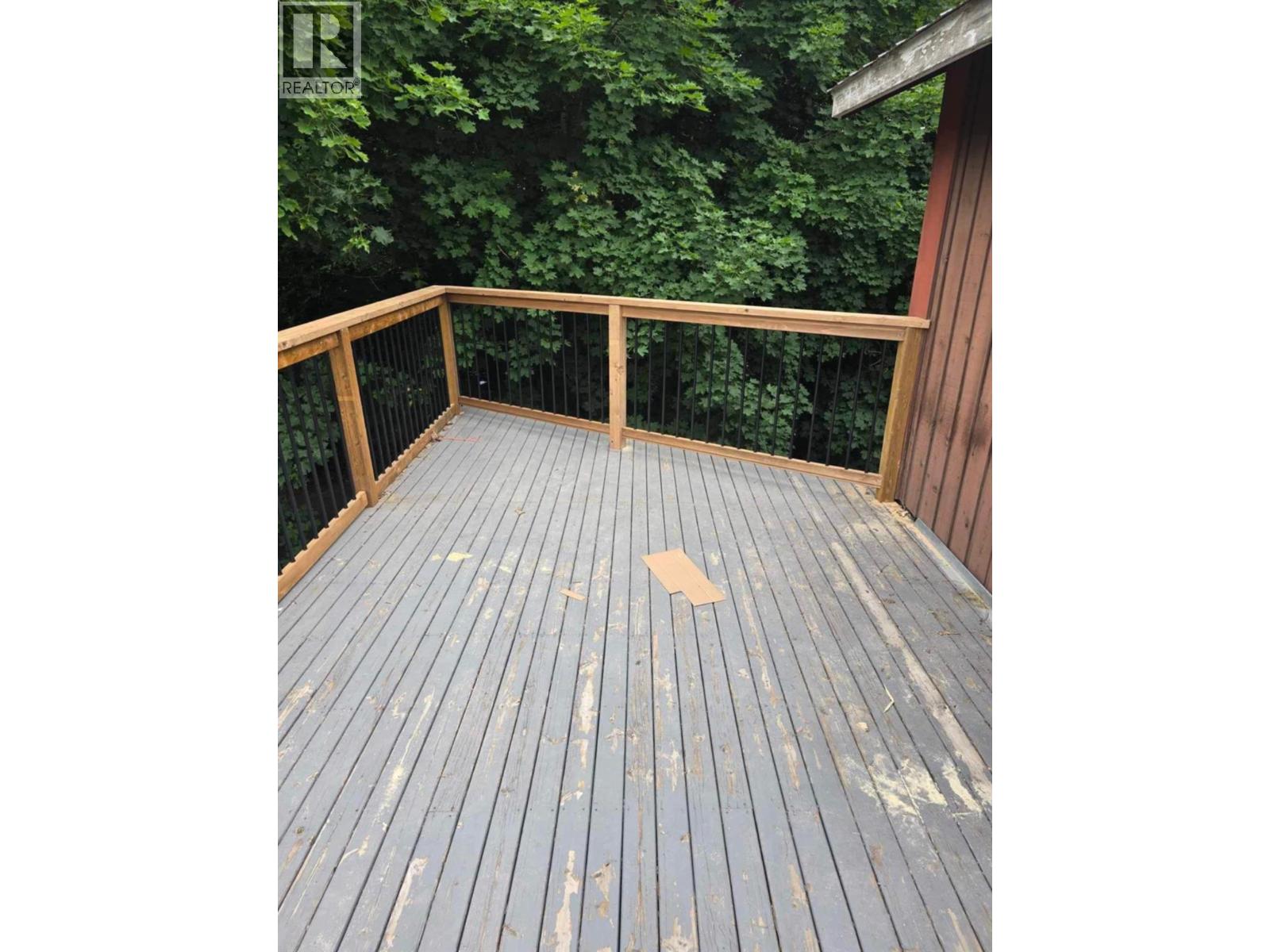 2193 Park Avenue, Lumby, British Columbia  V0E 2G0 - Photo 15 - 10376468