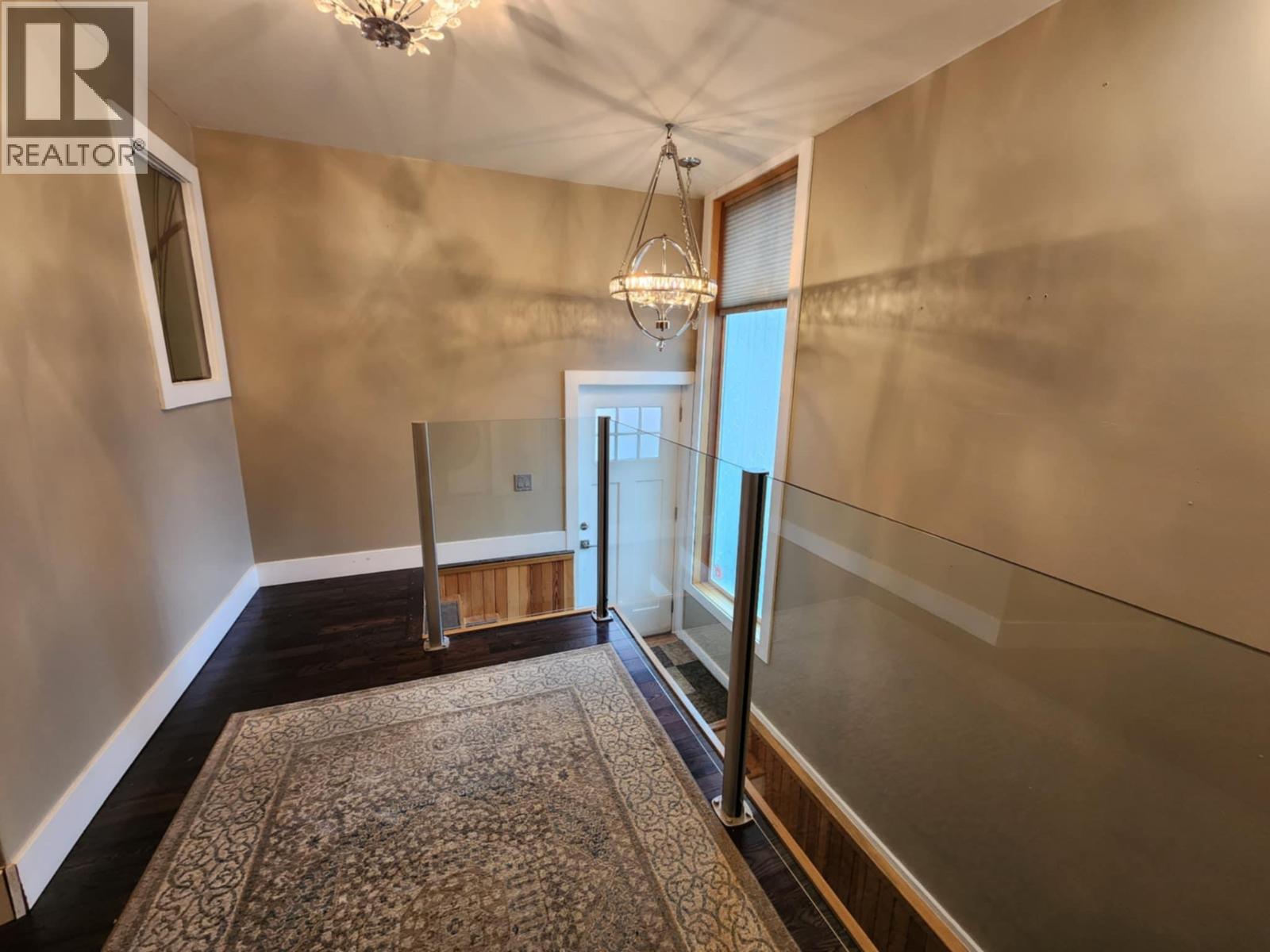 2193 Park Avenue, Lumby, British Columbia  V0E 2G0 - Photo 2 - 10376468