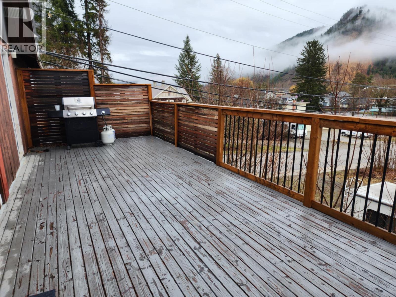 2193 Park Avenue, Lumby, British Columbia  V0E 2G0 - Photo 57 - 10376468