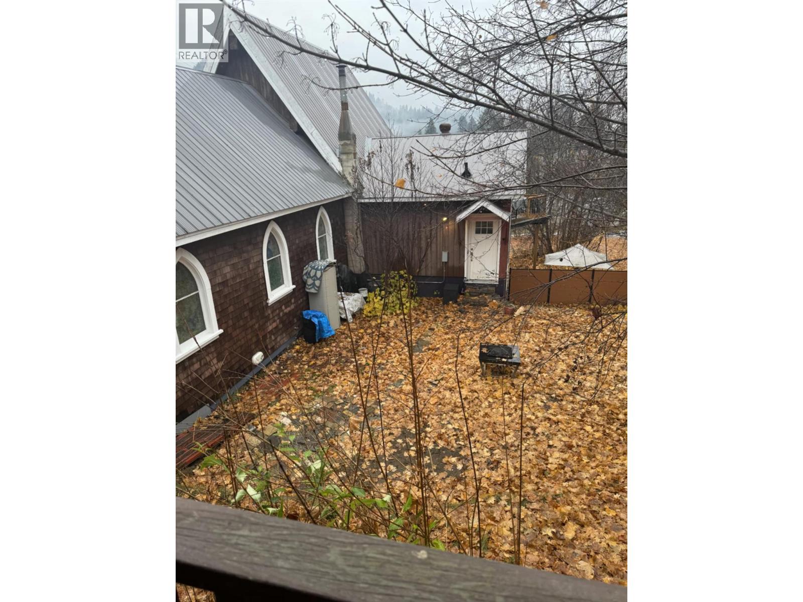 2193 Park Avenue, Lumby, British Columbia  V0E 2G0 - Photo 62 - 10376468