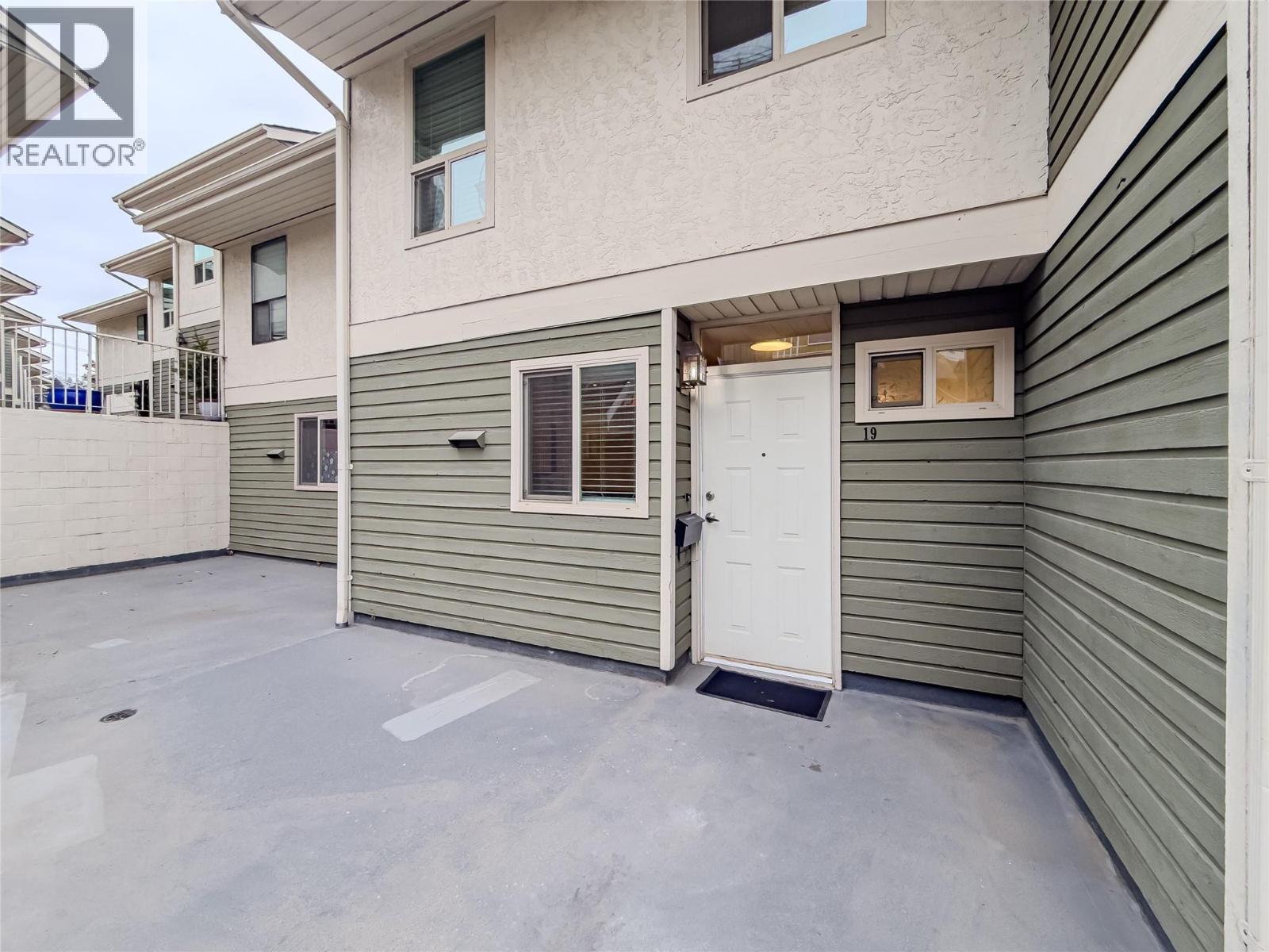 145 Nicola Street Unit# 19, Kamloops, British Columbia  V2C 2P2 - Photo 2 - 10376057