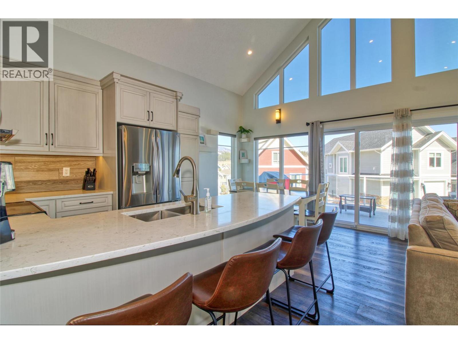 6742 Marbella Loop Unit# 302, Kelowna, British Columbia  V1Z 3R8 - Photo 15 - 10376458