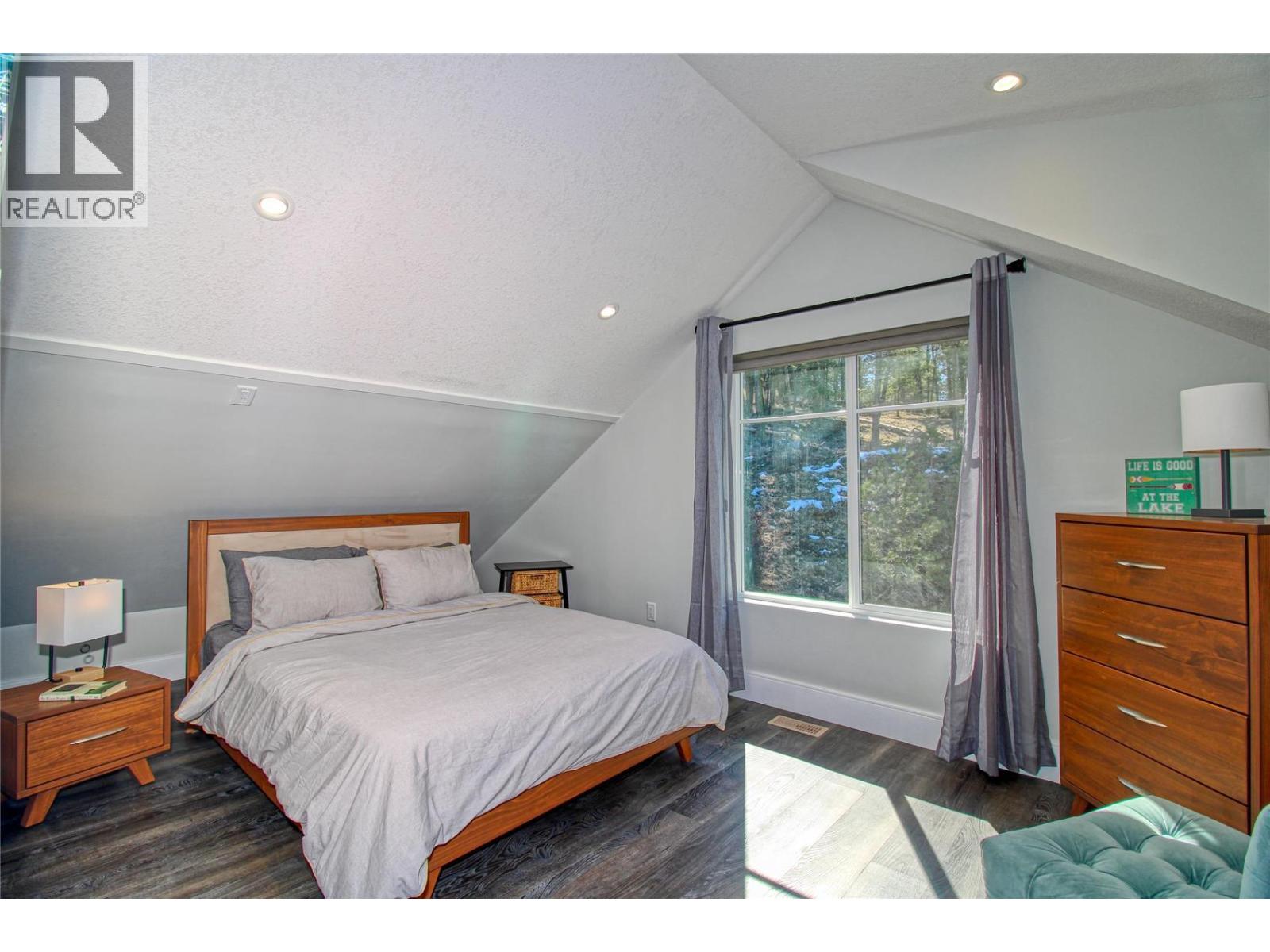 6742 Marbella Loop Unit# 302, Kelowna, British Columbia  V1Z 3R8 - Photo 27 - 10376458