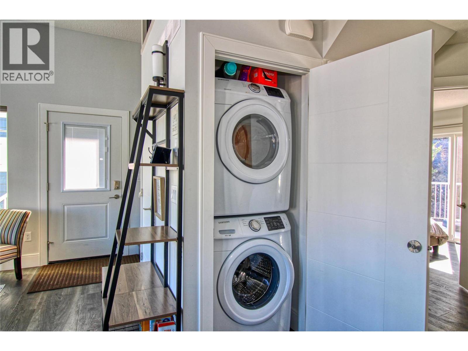 6742 Marbella Loop Unit# 302, Kelowna, British Columbia  V1Z 3R8 - Photo 35 - 10376458