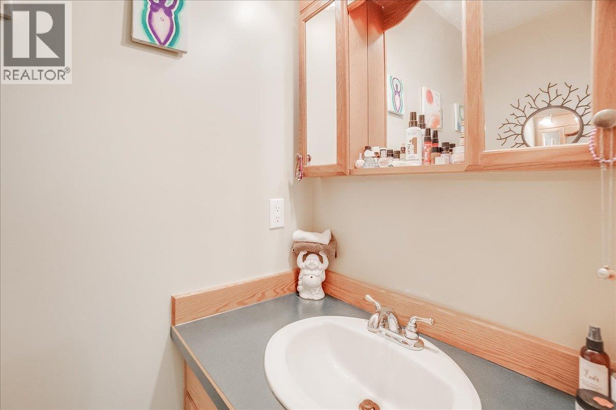 4399 Bird Creek Road, Nelson, British Columbia  V1L 6X2 - Photo 32 - 10376486