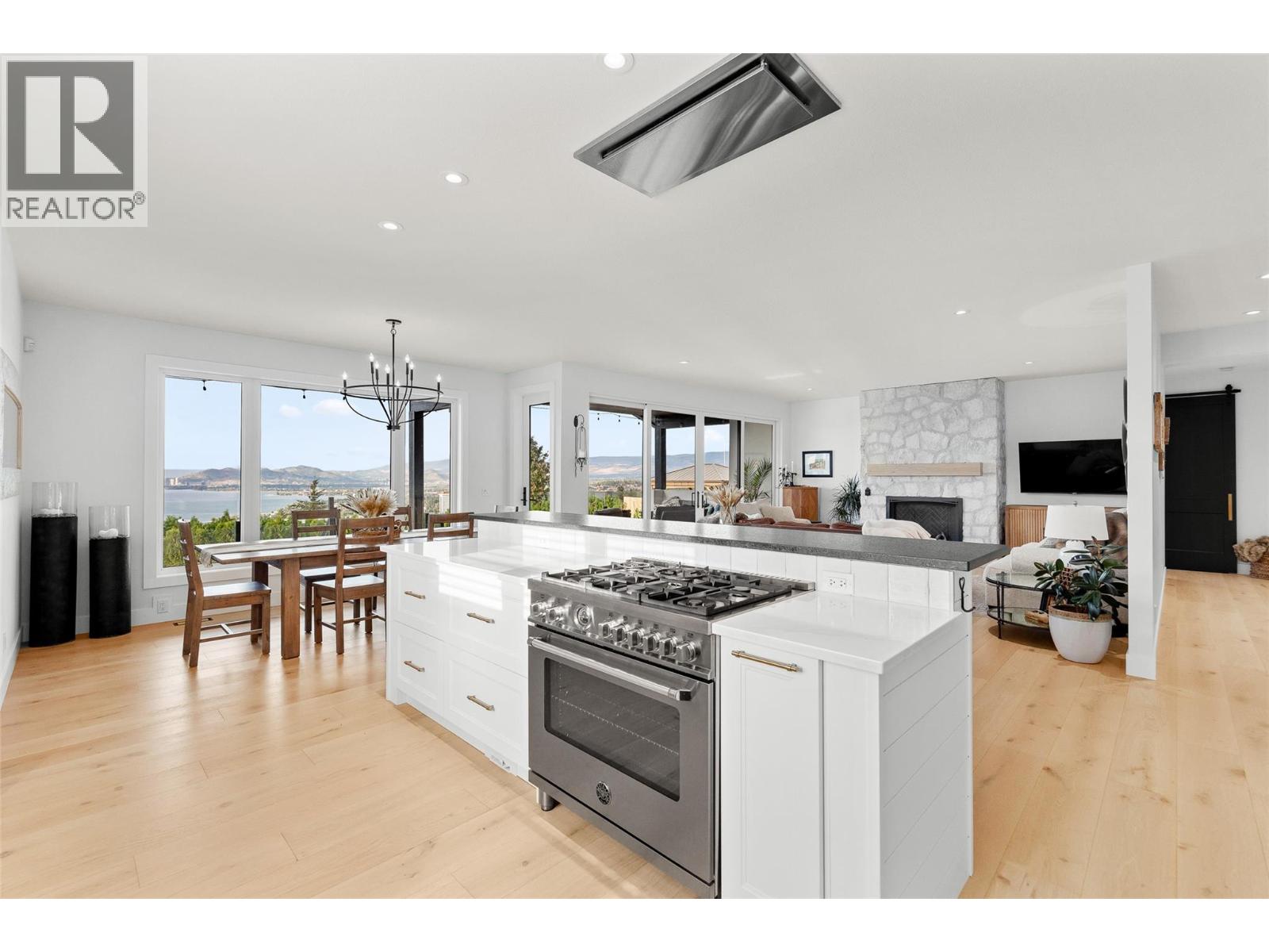 415 Curlew Drive, Kelowna, British Columbia  V1W 4L1 - Photo 13 - 10376310