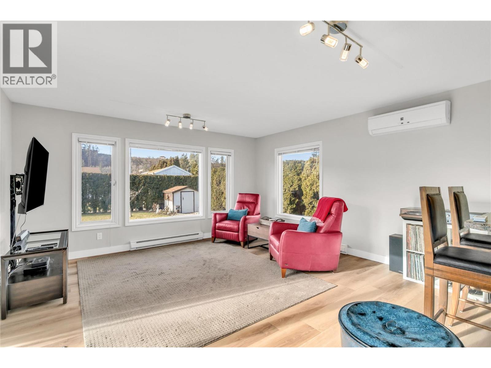 935 Hickory Road, Kelowna, British Columbia  V1X 4K8 - Photo 11 - 10374569