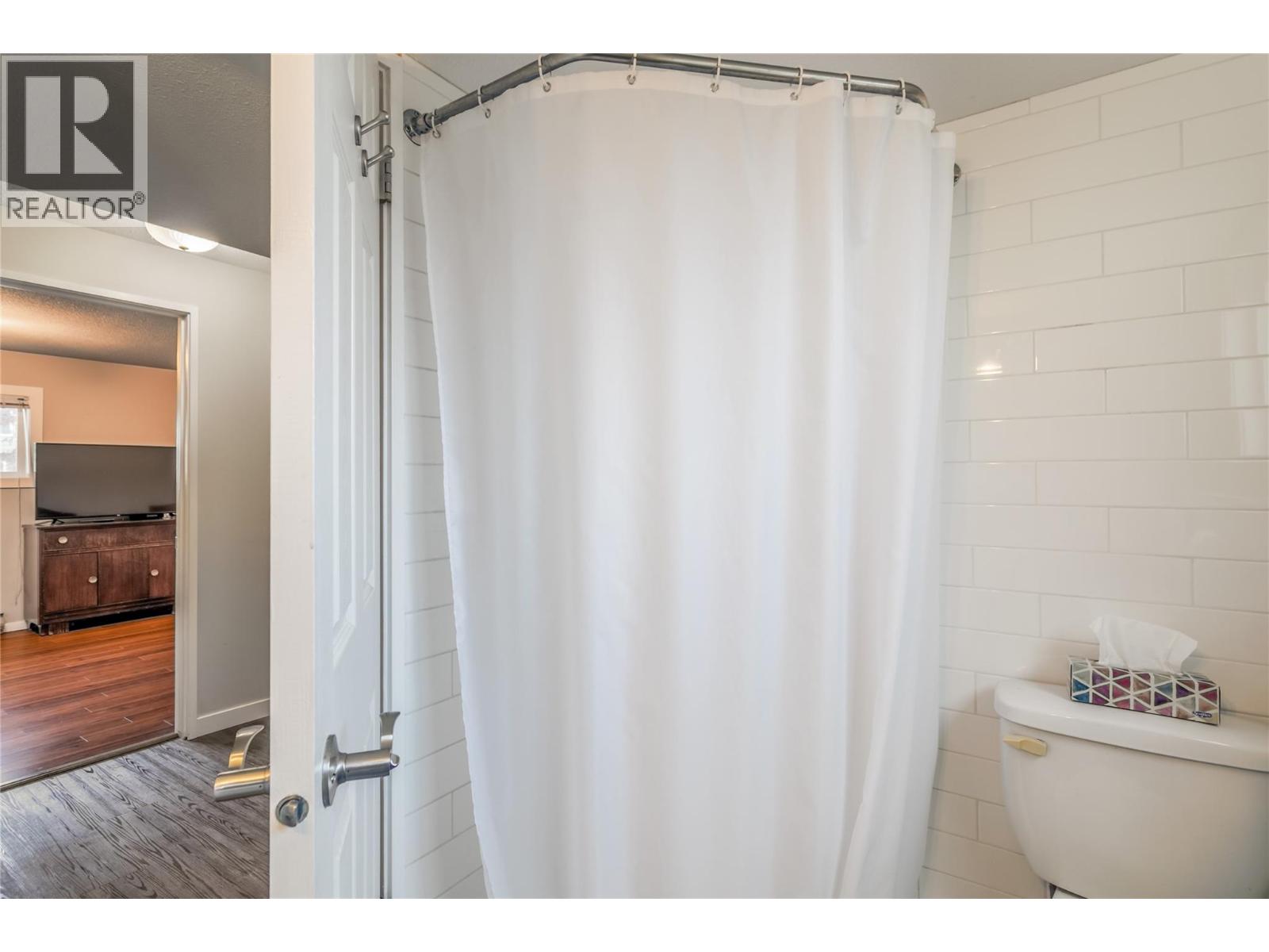 935 Hickory Road, Kelowna, British Columbia  V1X 4K8 - Photo 27 - 10374569