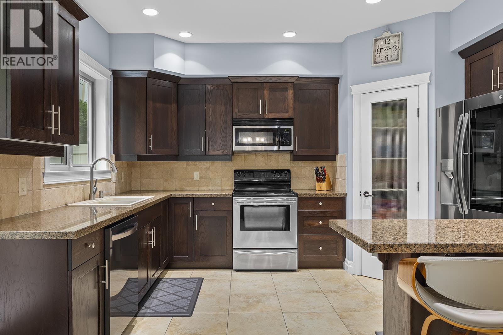 2283 Shannon Heights Court Unit# 8, West Kelowna, British Columbia  V4T 3B9 - Photo 15 - 10376510