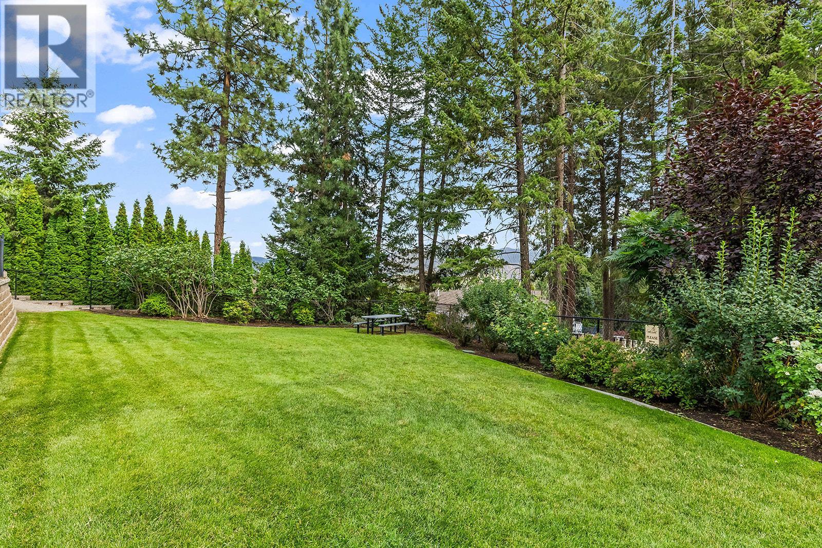 2283 Shannon Heights Court Unit# 8, West Kelowna, British Columbia  V4T 3B9 - Photo 53 - 10376510