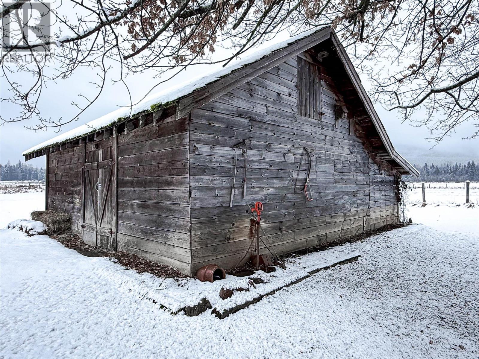 13226 31 Highway, Meadow Creek, British Columbia  V0G 1N0 - Photo 34 - 10376165