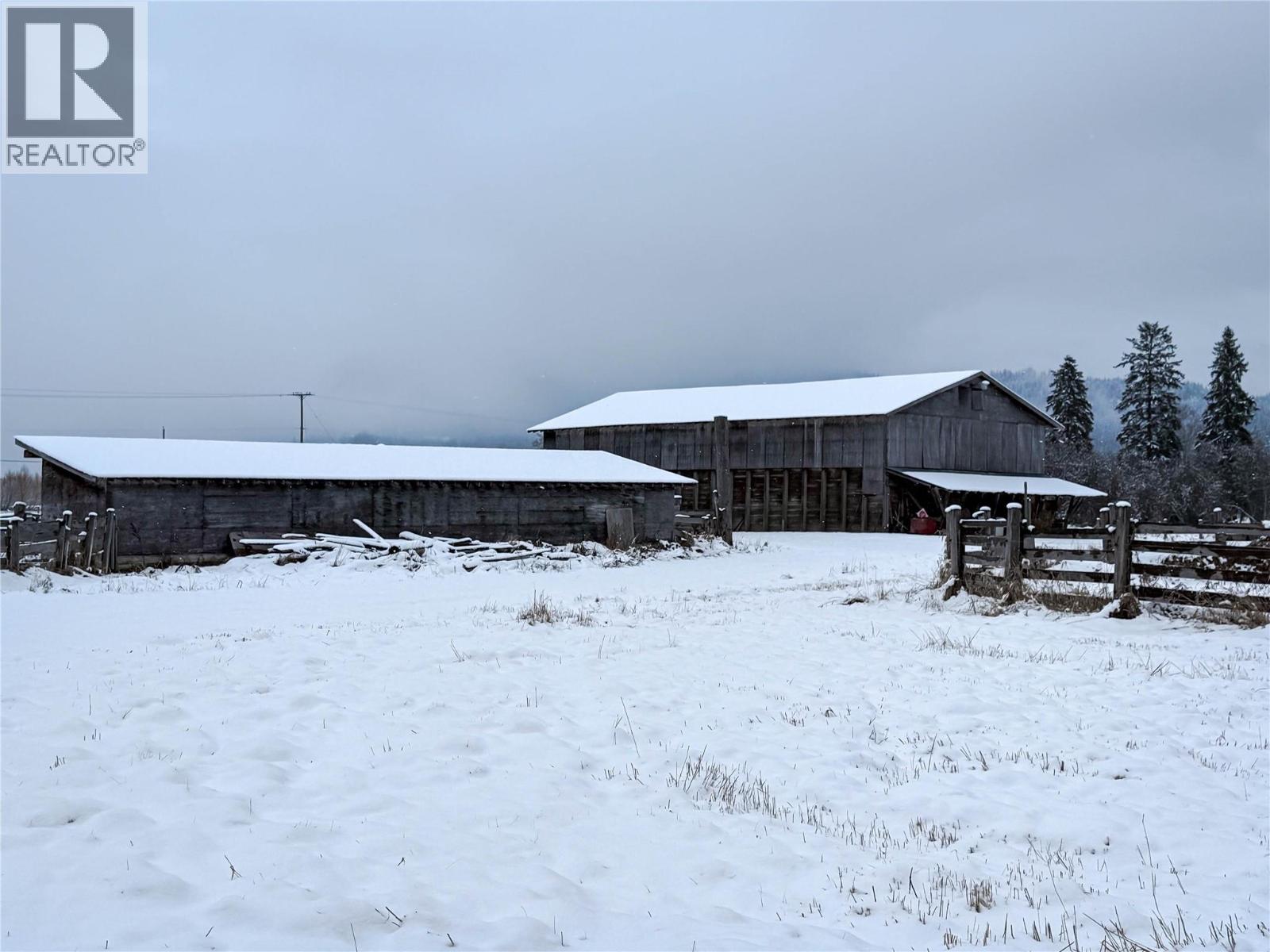 13226 31 Highway, Meadow Creek, British Columbia  V0G 1N0 - Photo 39 - 10376165