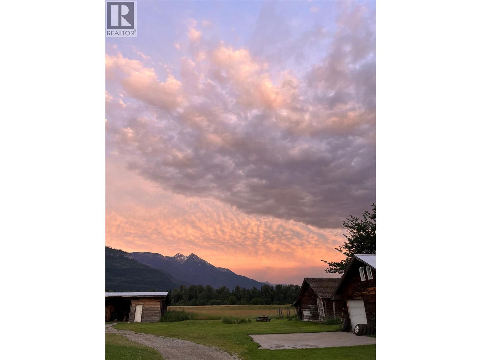 13226 31 Highway, Meadow Creek, British Columbia  V0G 1N0 - Photo 56 - 10376165