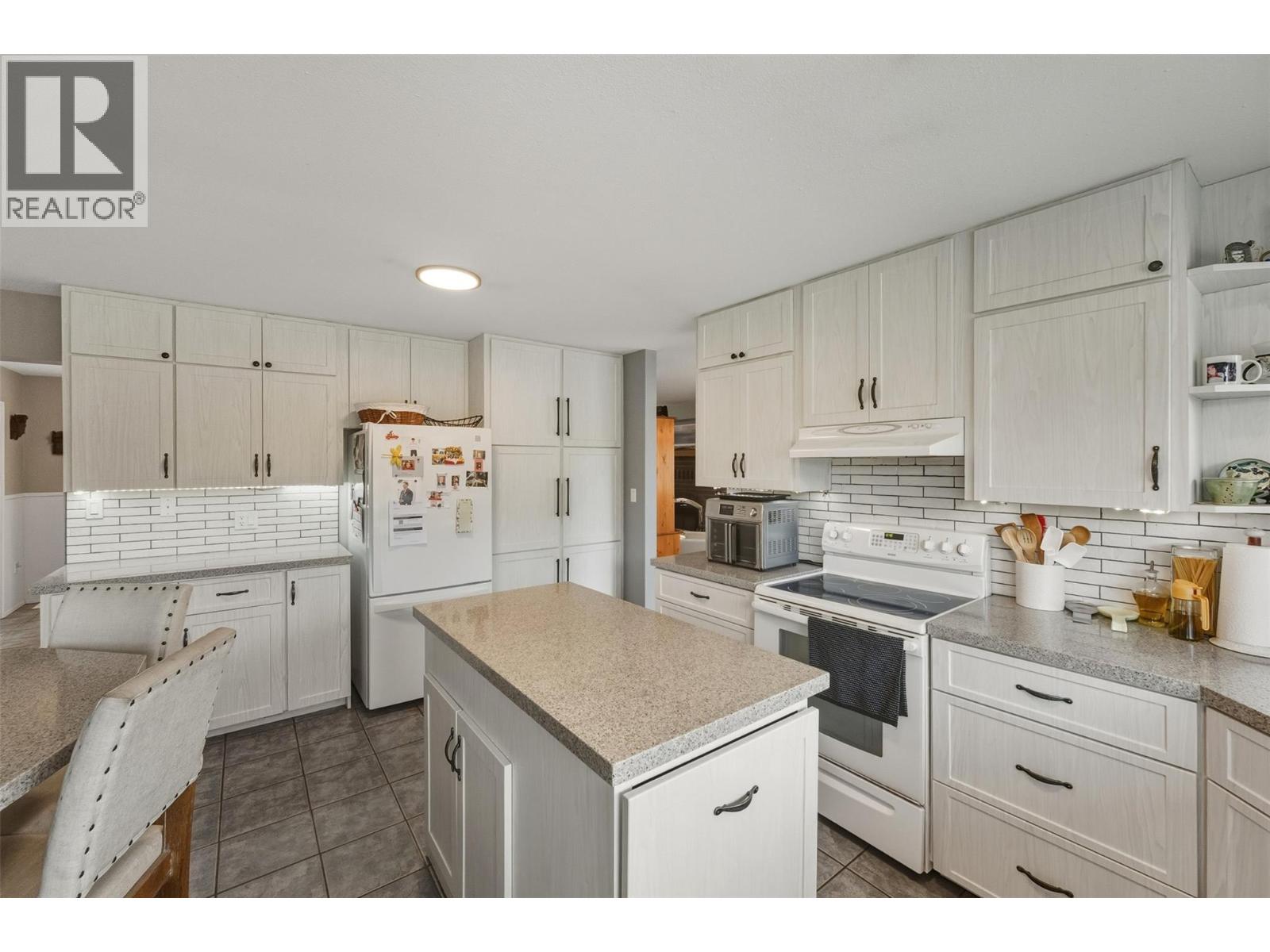 465 Wilson Mountain Road, Oliver, British Columbia  V0H 1T5 - Photo 37 - 10376306