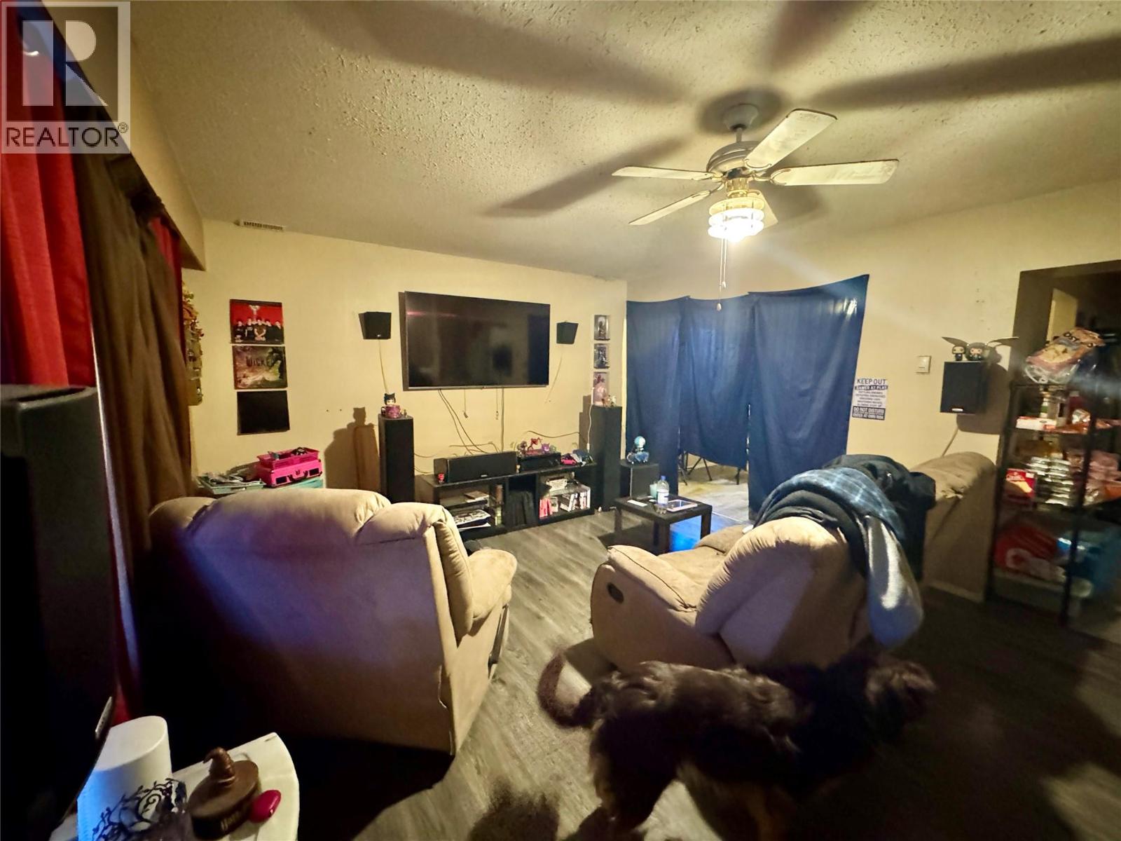 1714 Douglas Street, Merritt, British Columbia  V1K 1B8 - Photo 7 - 10376105