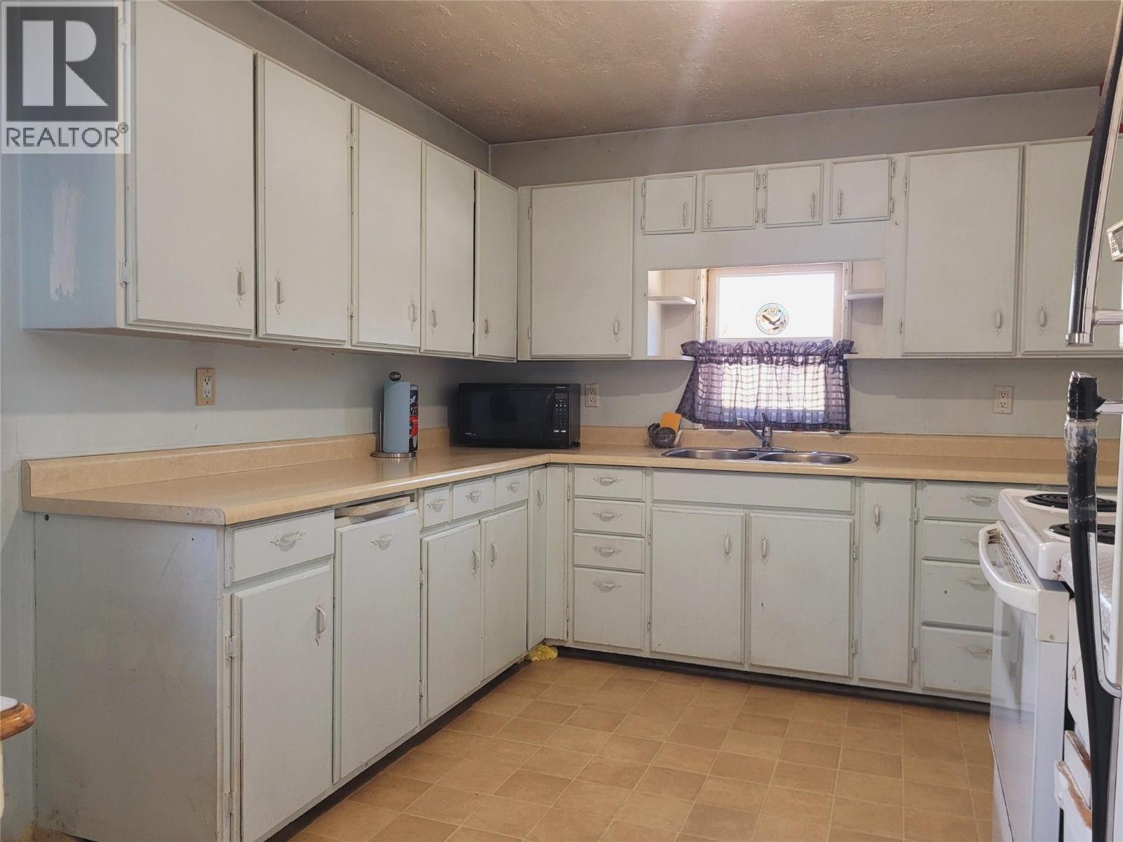 192 (3104) Vavenby Bridge Road, Vavenby, British Columbia  V0E 3A0 - Photo 6 - 10376362