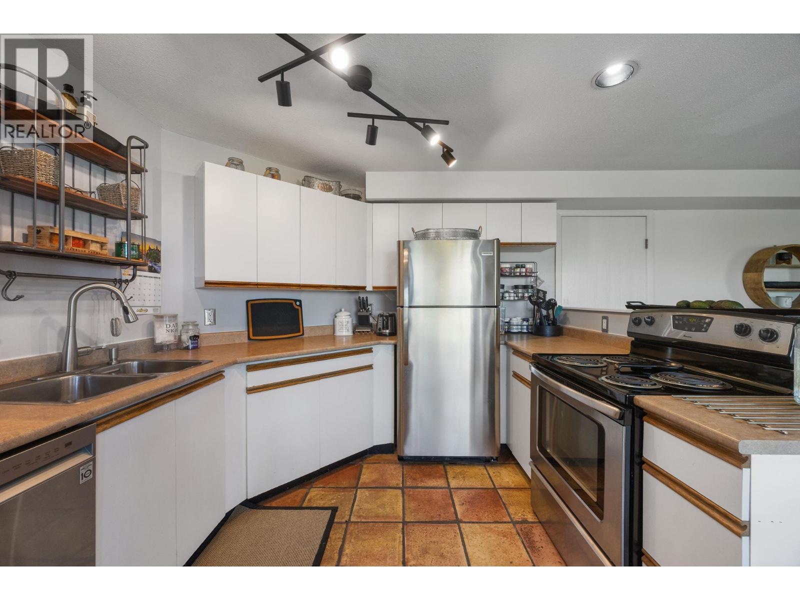 3371 Mcmurchie Road, West Kelowna, British Columbia  V4T 1B4 - Photo 52 - 10376430