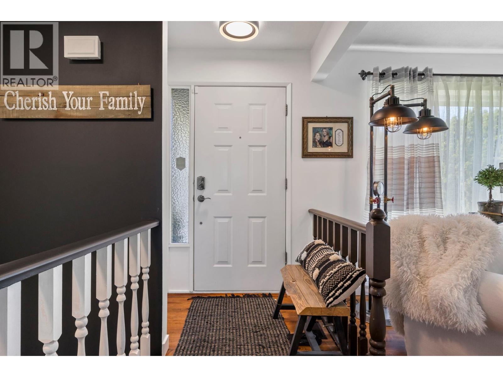 3371 Mcmurchie Road, West Kelowna, British Columbia  V4T 1B4 - Photo 6 - 10376430