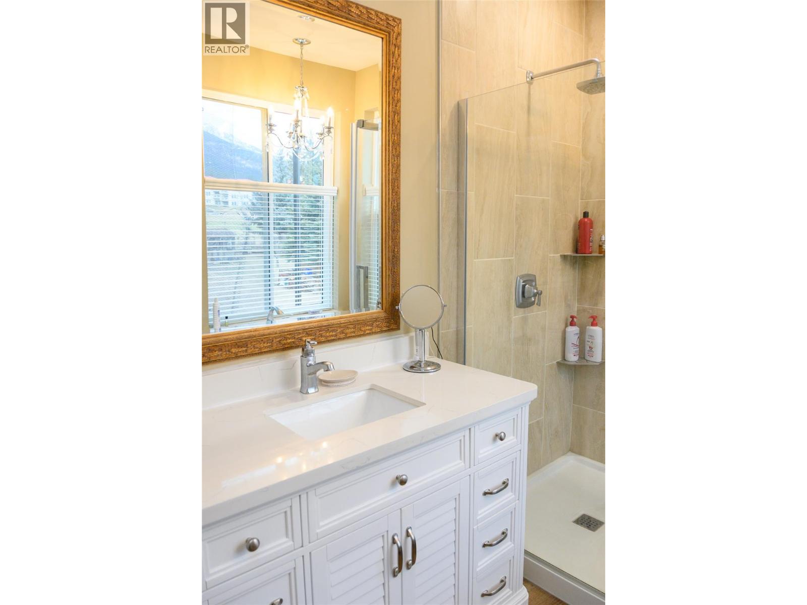 5112 Riverview Close, Fairmont Hot Springs, British Columbia  V0B 1L1 - Photo 19 - 10375533