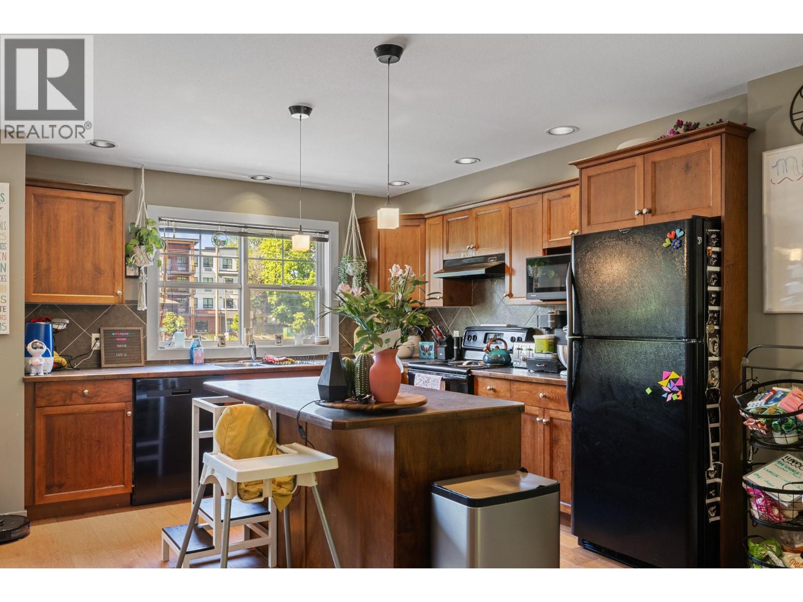 146 Mccurdy Road Unit# 2, Kelowna, British Columbia  V1X 8B1 - Photo 3 - 10376517