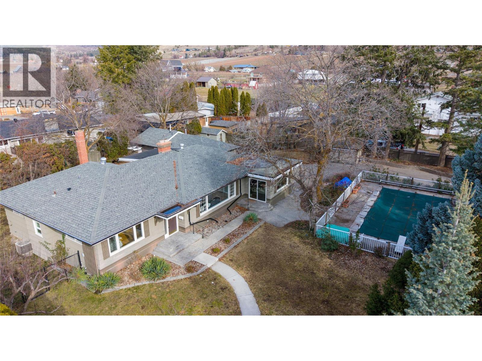 1135 Johnson Road, Penticton, British Columbia  V2A 1W6 - Photo 3 - 10374742