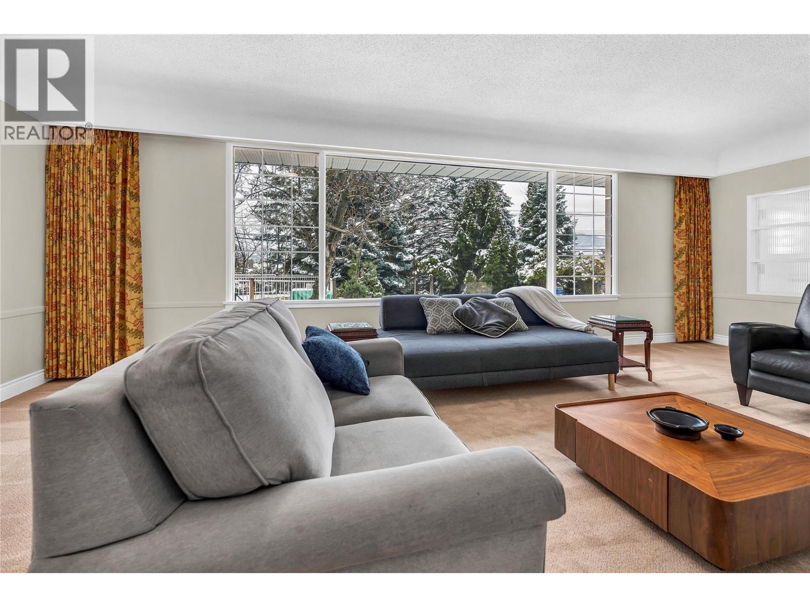 1135 Johnson Road, Penticton, British Columbia  V2A 1W6 - Photo 4 - 10374742